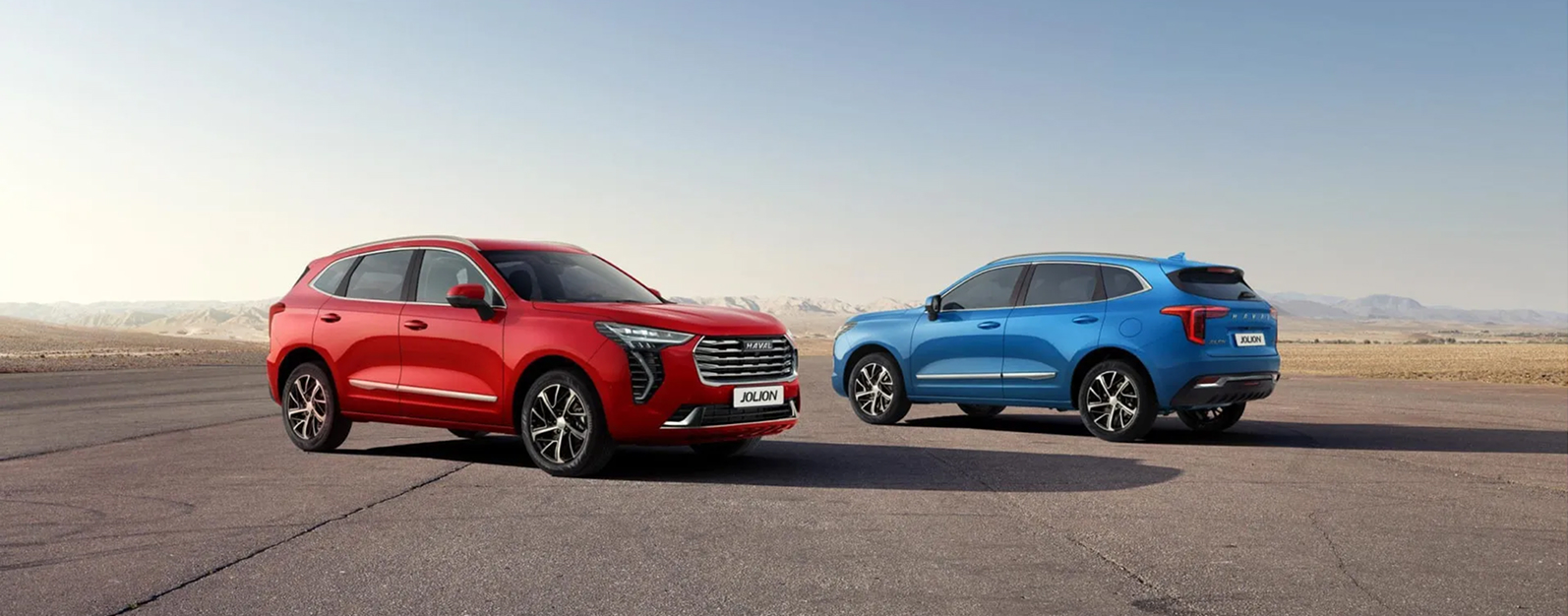 Новые автомобили у дилера в Тюмени